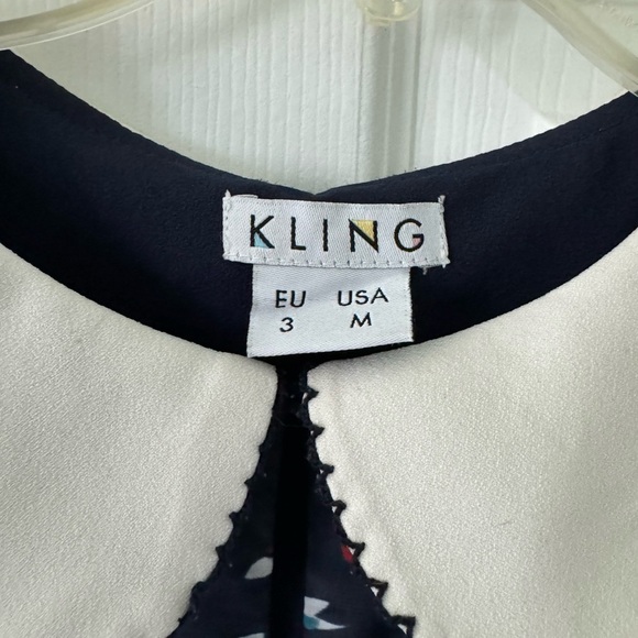 adorable blue and white bird pattern dress hourglass shape medium - Picture 3 of 4